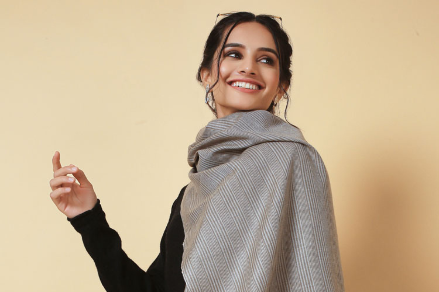 The Fashion Power of a Stole for Women – Your Wardrobe's Best Kept Secret